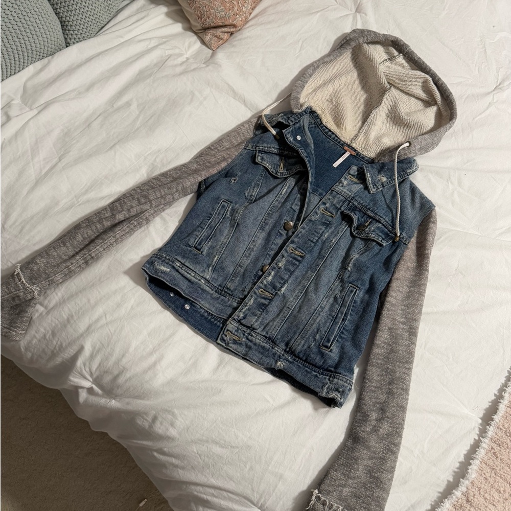 Free PeopleDenim Jacket with Gray Sleeves